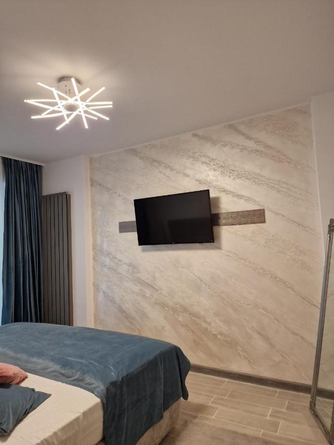 Livia Apartment นาโวดาริ ภายนอก รูปภาพ