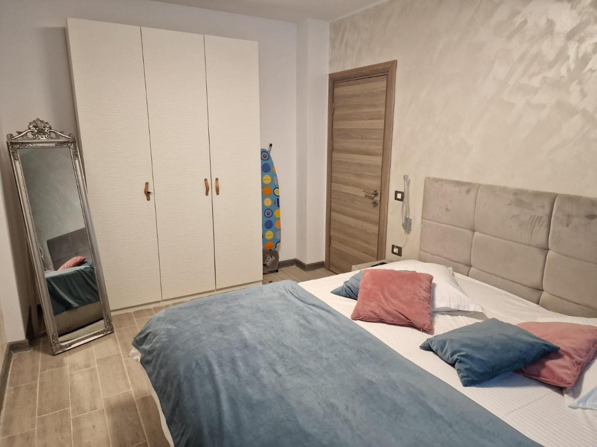 Livia Apartment นาโวดาริ ภายนอก รูปภาพ