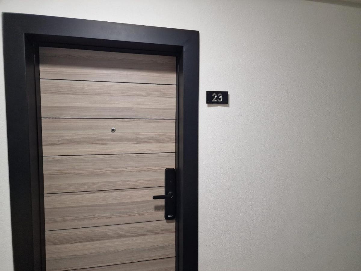 Livia Apartment นาโวดาริ ภายนอก รูปภาพ